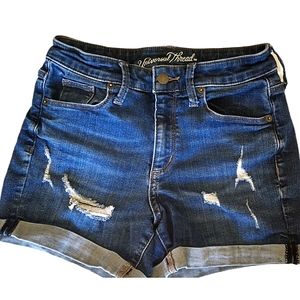 Universal Thread distressed denim shorts, size 2/26